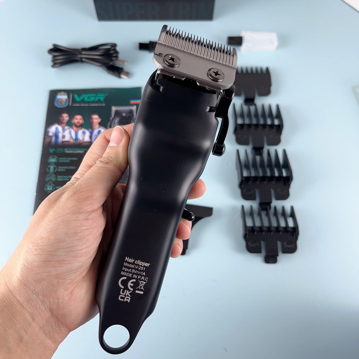 Vgr V-251 Barber Hair Cut Machine Electric Rechargeable Cordless Professional Hair Clipper trimmer shaver For Men